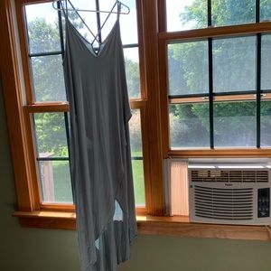 V-neck high-low dress